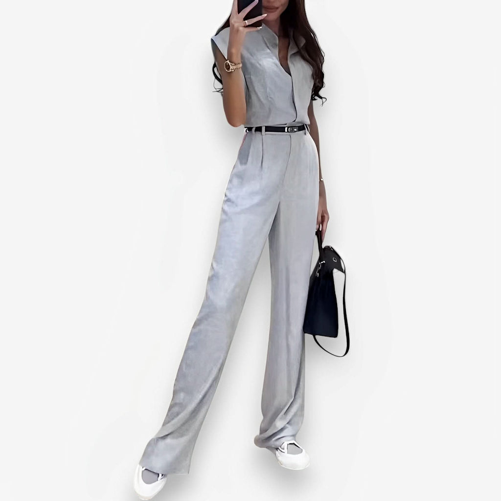 Simple sleeveless lapel belt suit - suits from The Woman Concept