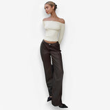Off-shoulder long-sleeved T-shirt