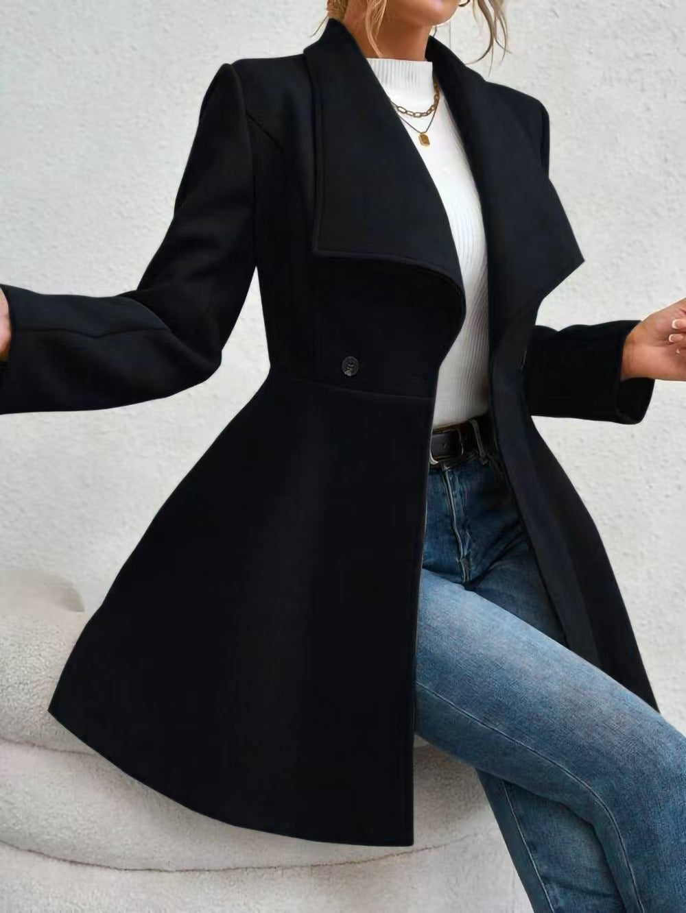 Slim Lapel Wool-Look Midi Coat in black – view 3