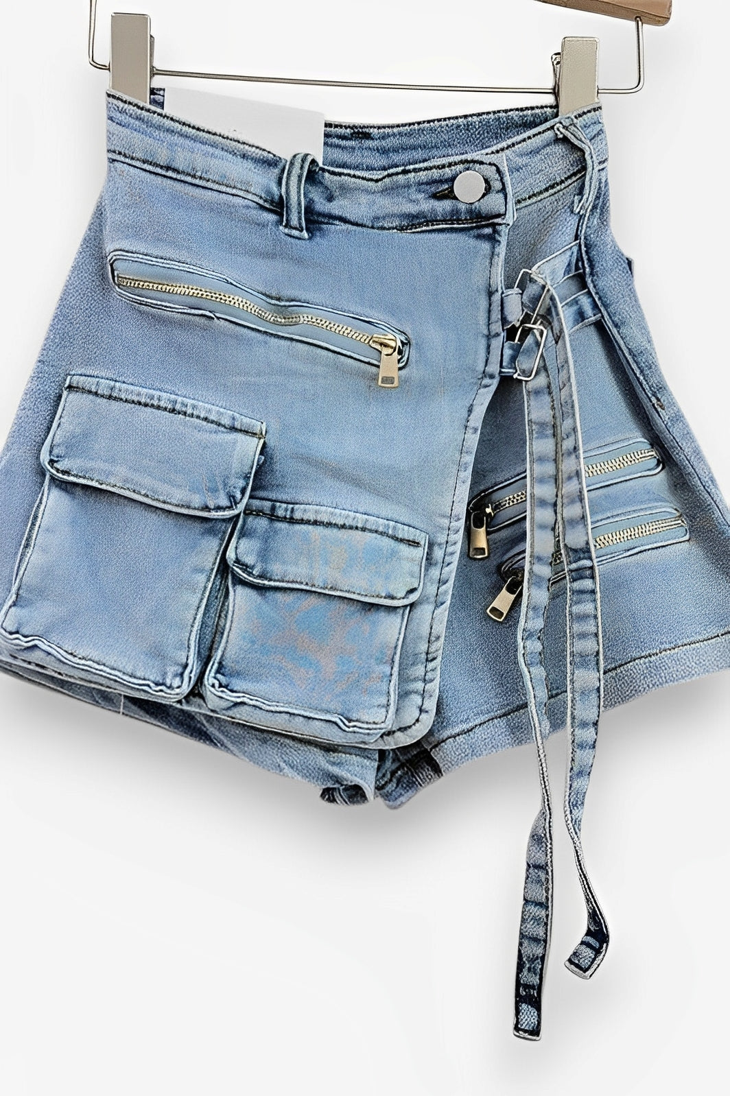 Irregular multi-pocket denim shorts