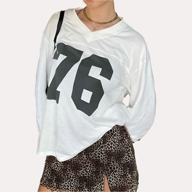 American street style-sleeved T-shirt - Front View