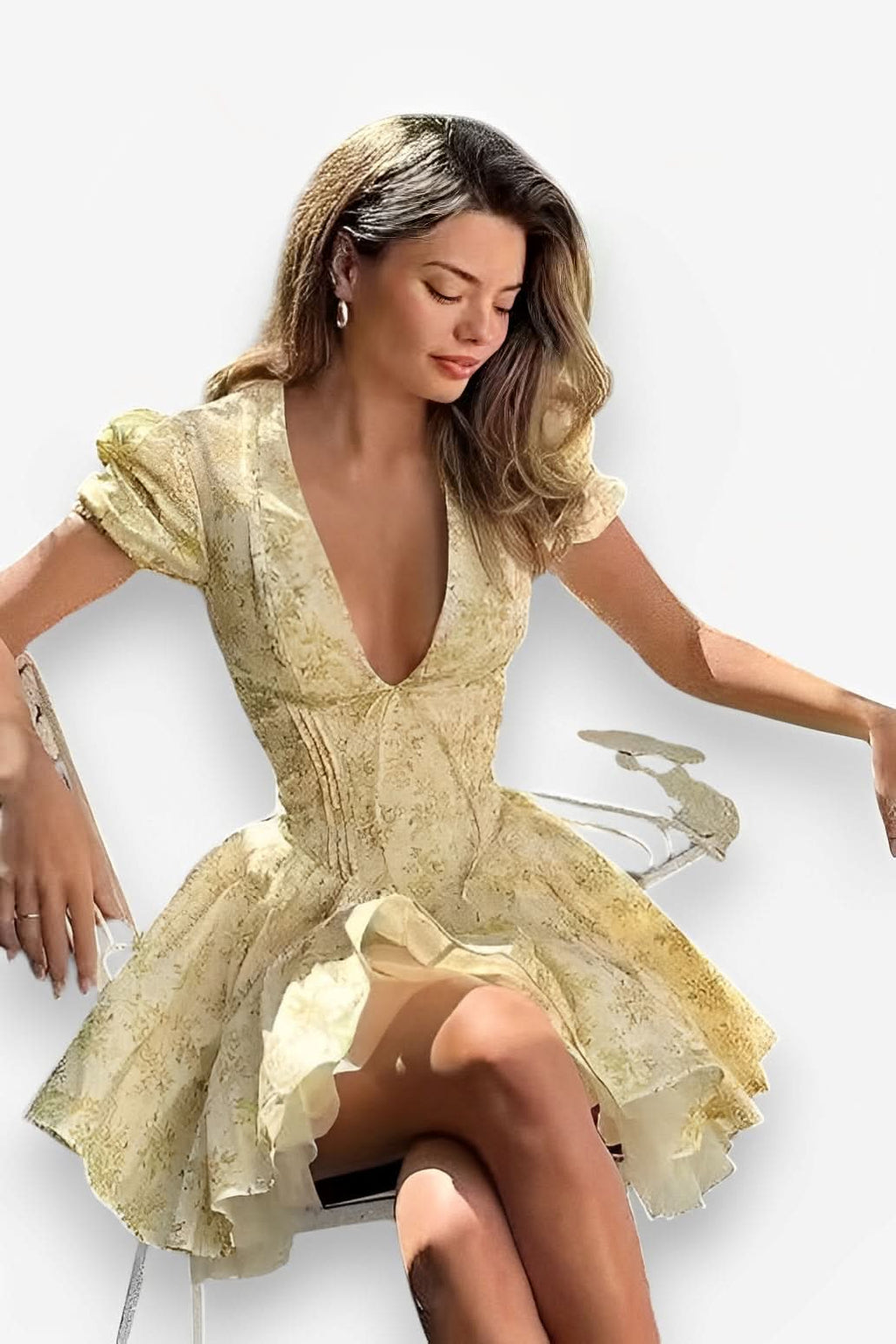Short-Sleeved V-Neck Pleated Dress - desses from The Woman Concept