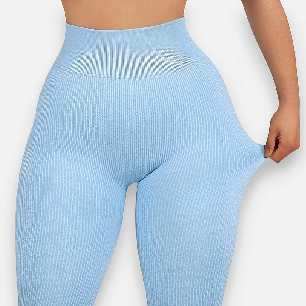Ribbed Seamless Yoga Leggings - leggins from The Woman Concept