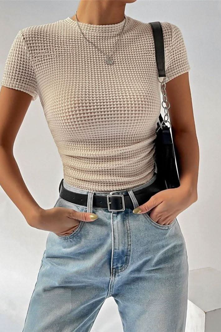 Slim Versatile Pleated Round Neck T-shirt - Detail