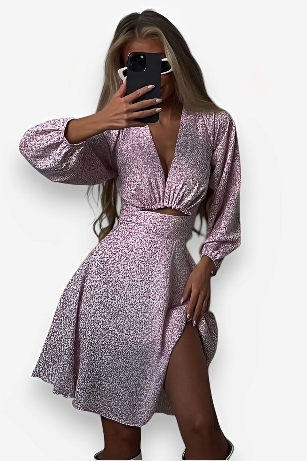 Long-Sleeved V-Neck pink Dress - Dress from The Woman Concept