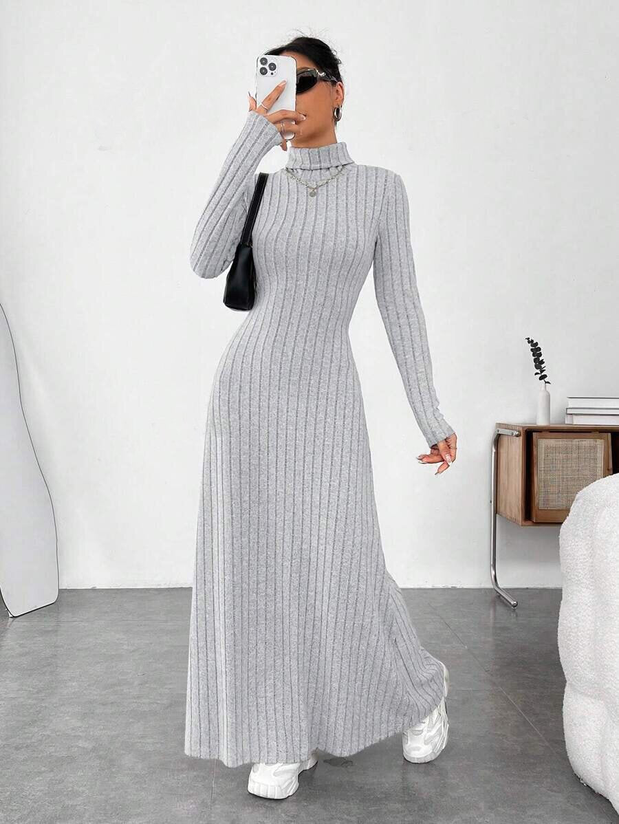 Ribbed Mock Neck Long Sleeve Maxi Dress in light gray – view 2