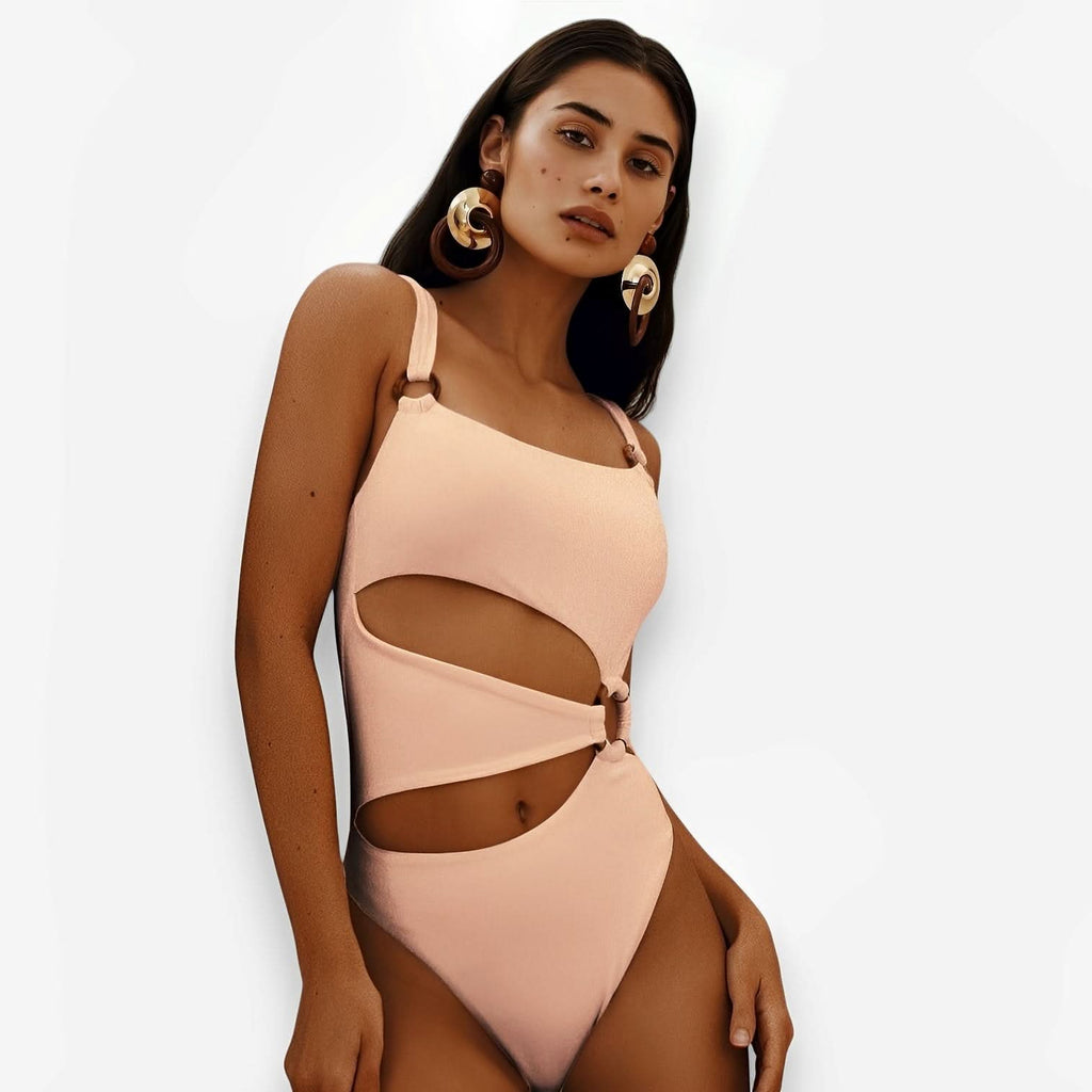 Front hollowed swimsuit - Swimwear from The Woman Concept