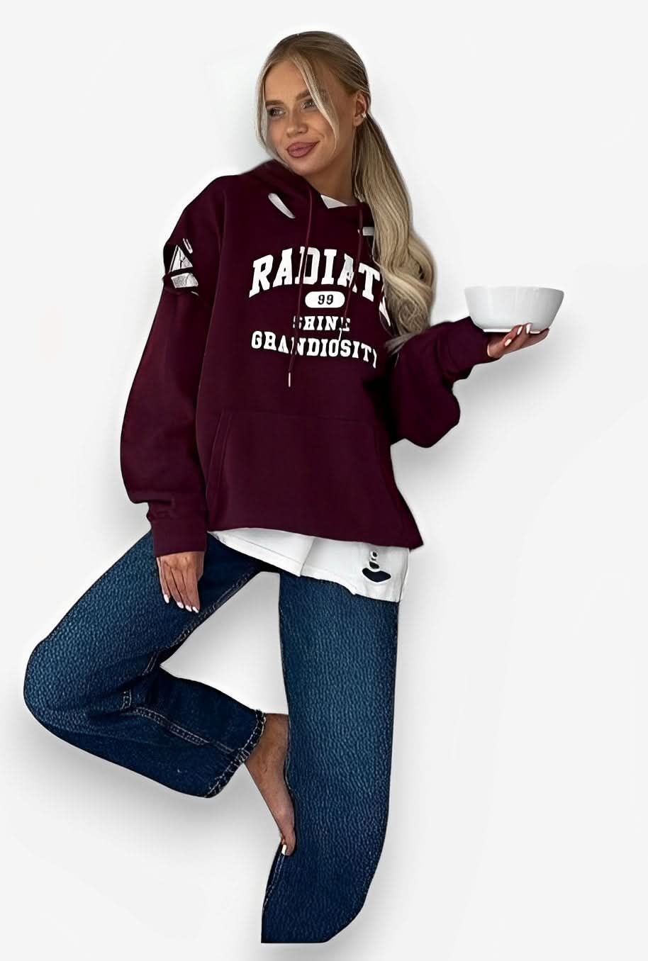 Retro distressed hole design sweatshirt - Sweatshirts from The Woman Concept