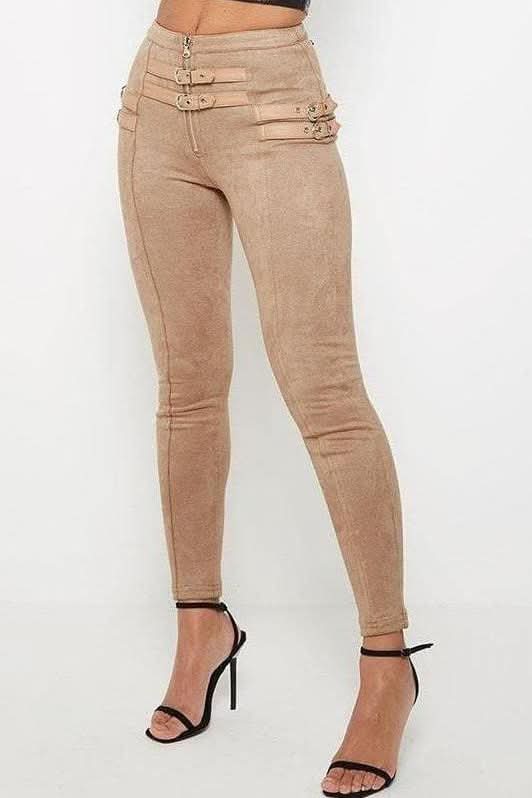 Belt decorated Khaki Pants - Detail