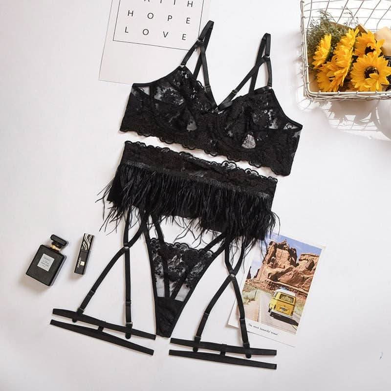 Craftsmanship lace feather lace embroidery three-piece set.