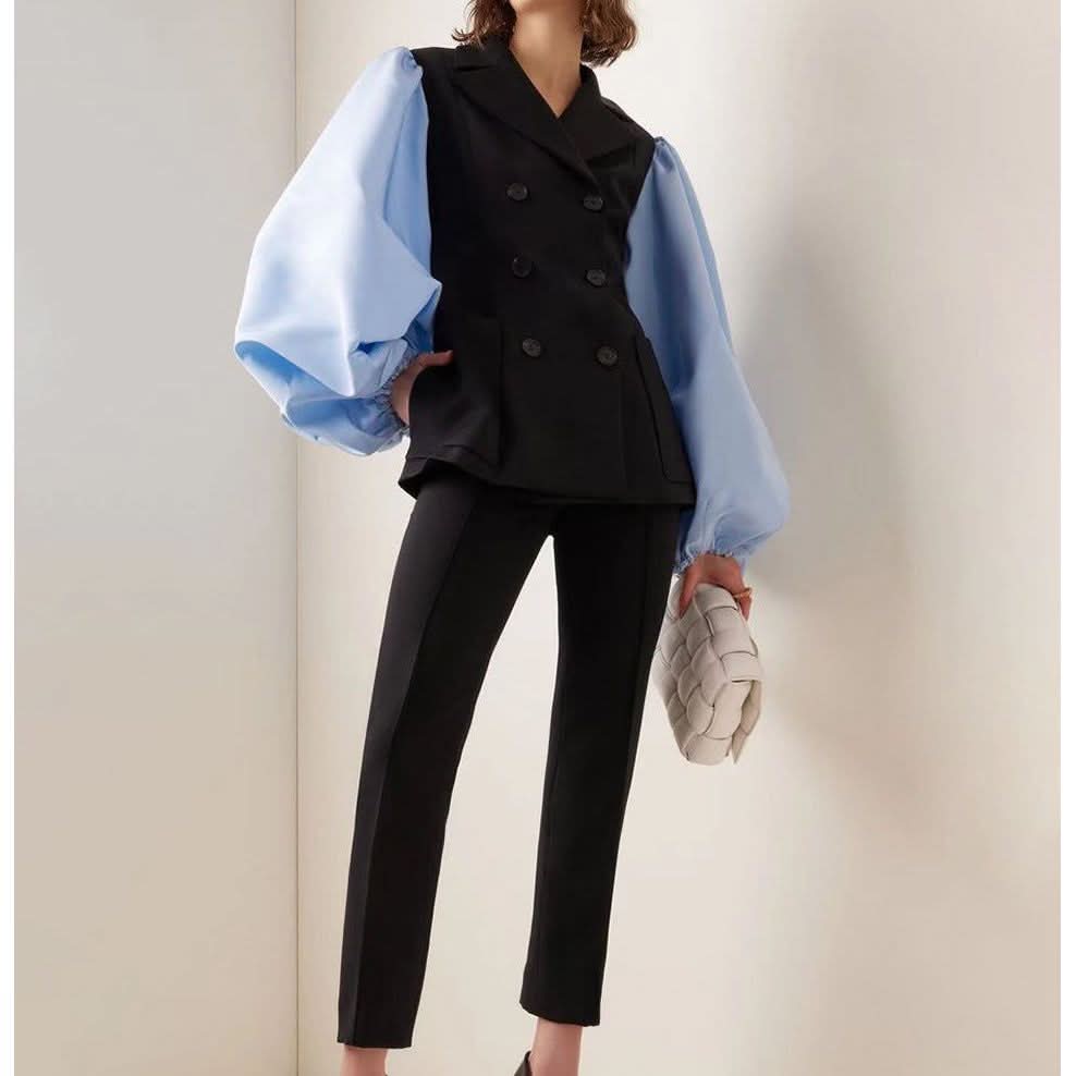 Blouse and pant patch vest suit - Side View