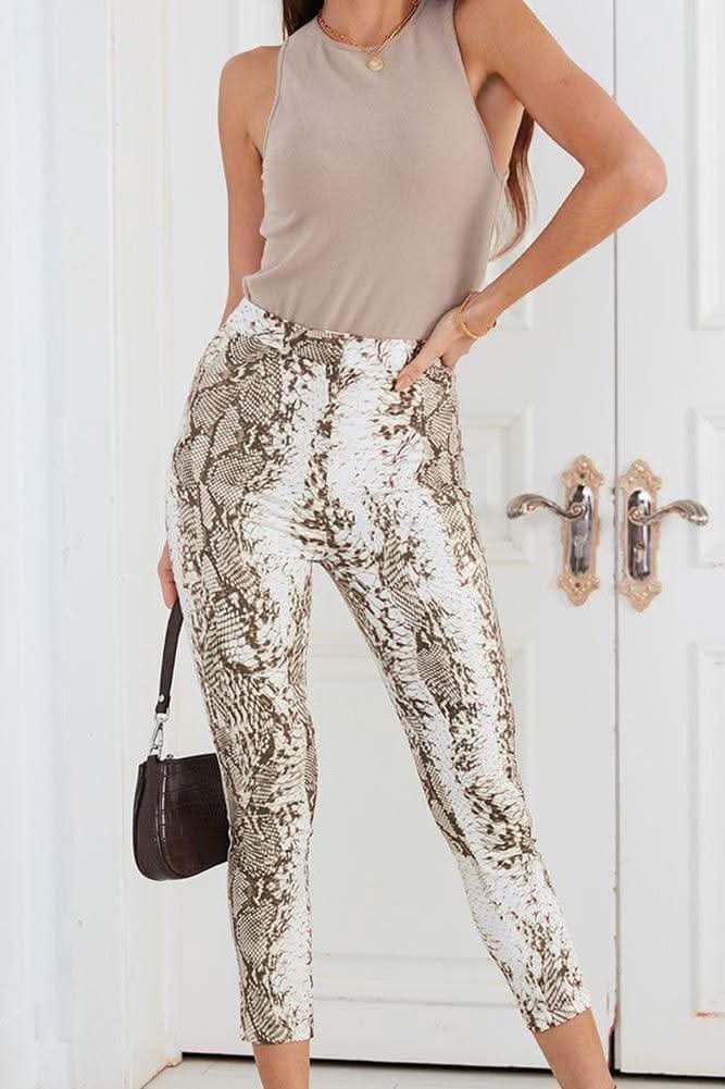 Serpentine Print Casual Cropped Pants.