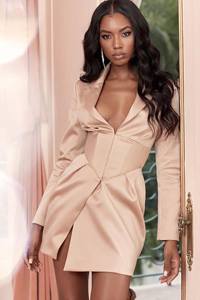 tight waist casual dress.