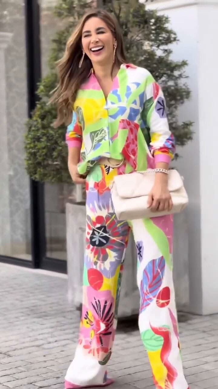 Loose colored Casual Suit - Detail
