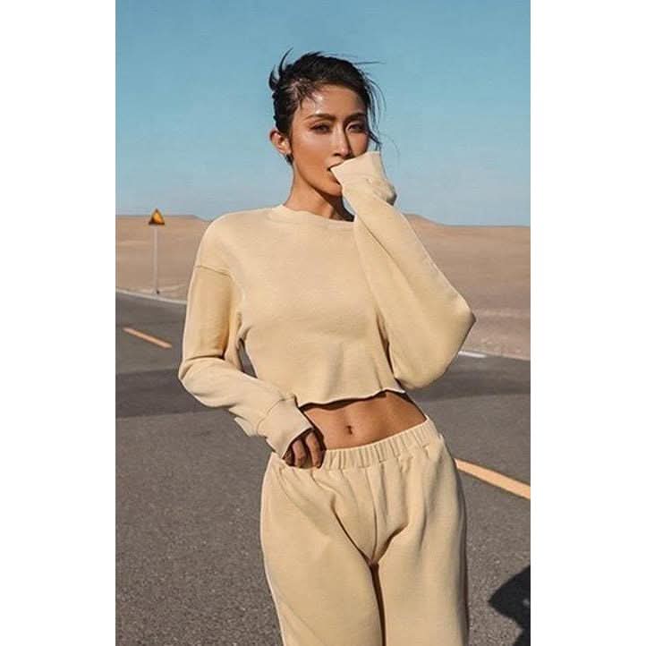 Loose two piece hoodie set.
