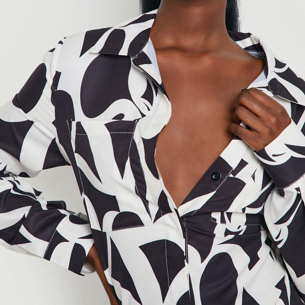Black long sleeve short jumpsuit - Image 4