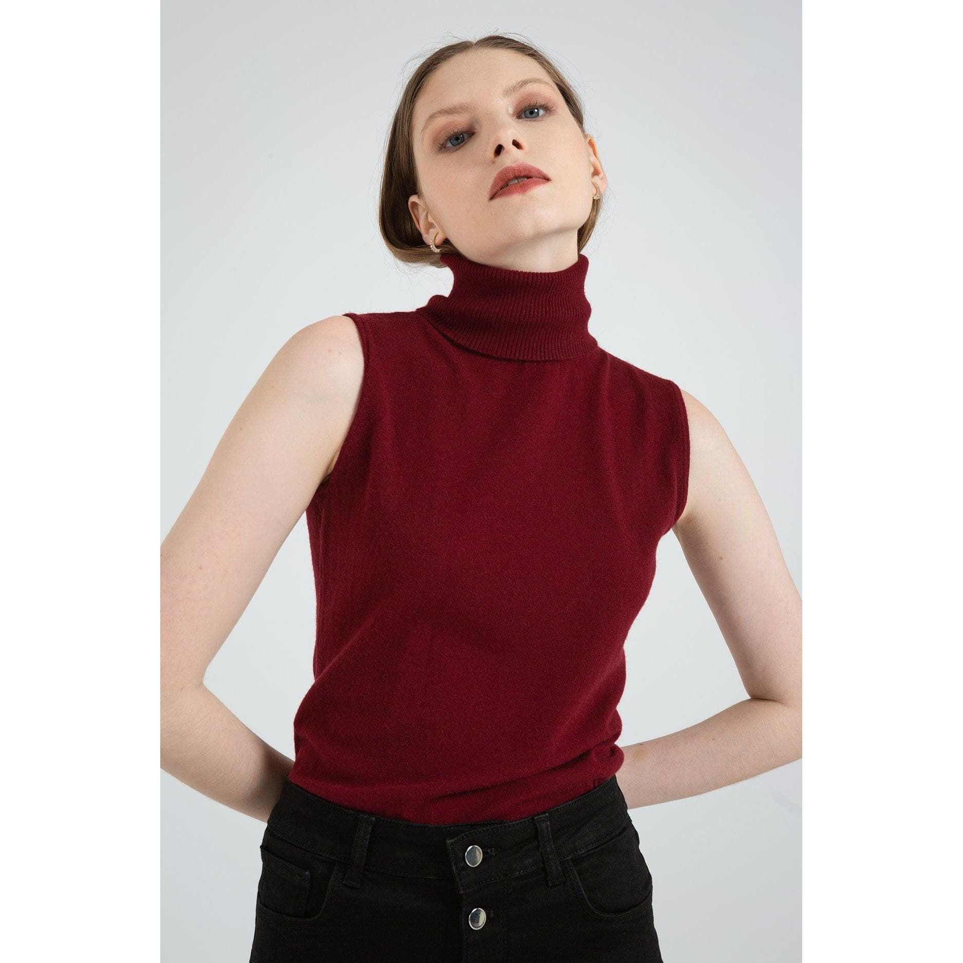 Turtle Neck Sleeveless Knitted Sweater - The Woman Concept