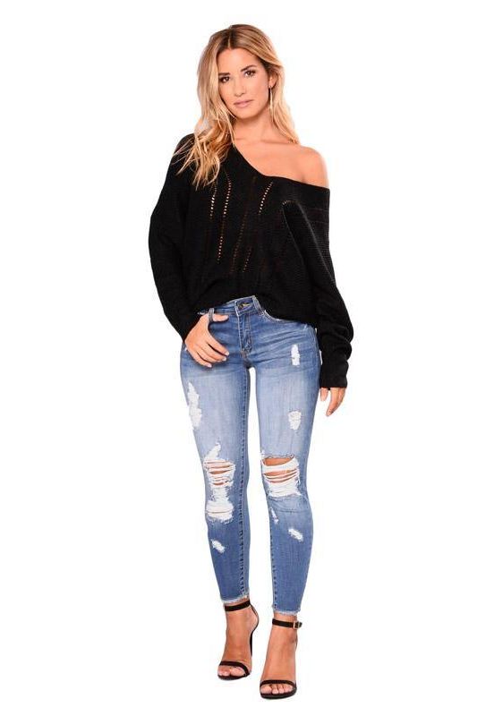 High Waist Jeans with Ripped Hips - The Woman Concept