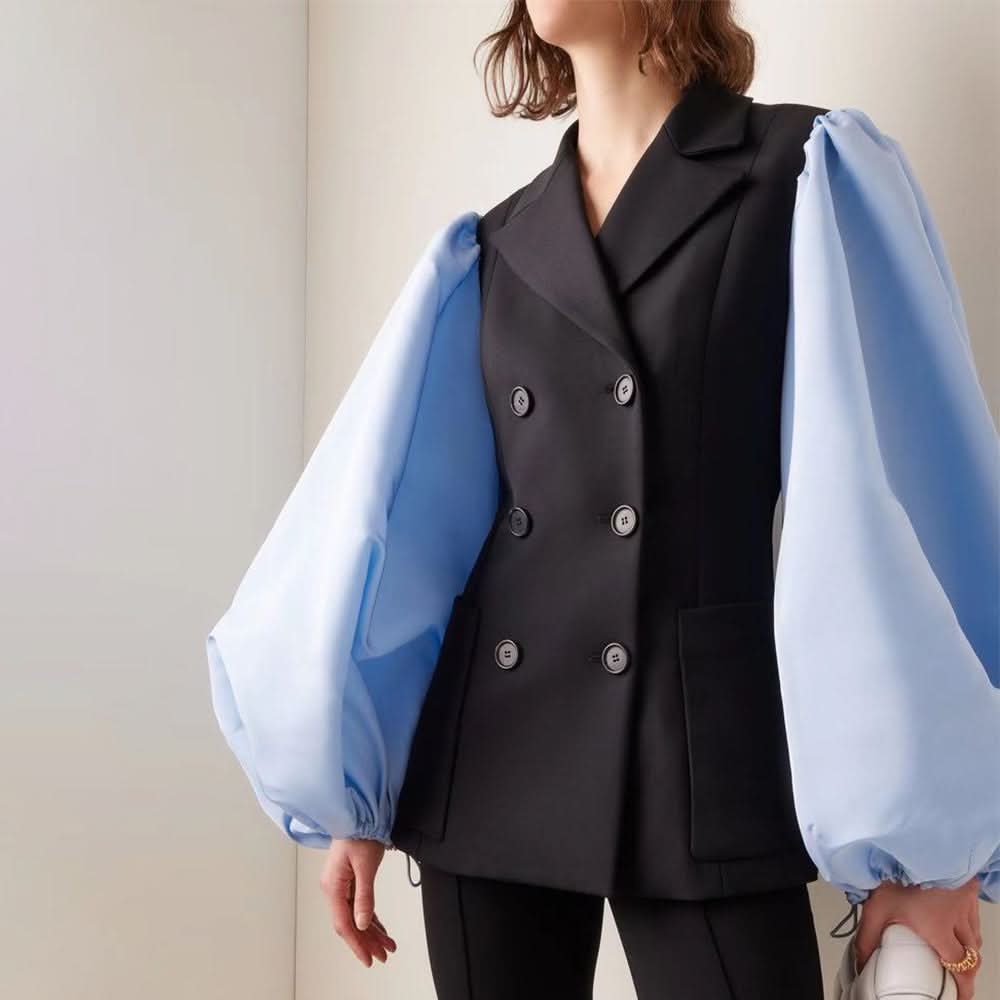 Blouse and pant patch vest suit - Detail