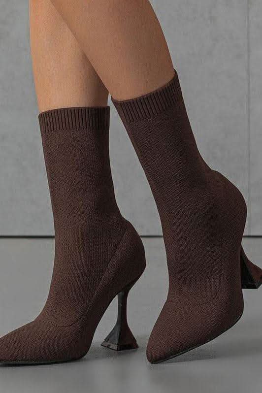 Knitted pointed toe mid-tube ankle boots - Image 4