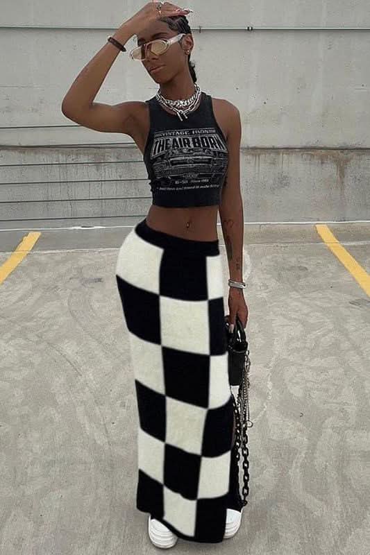 High waist slim slit bag hip checkerboard skirt - Side View