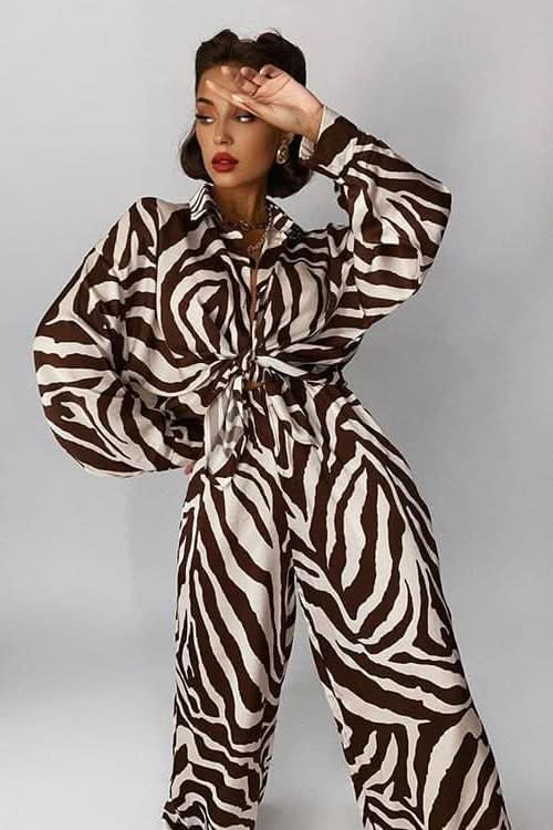 Two piece Striped lapel shirt and loose trousers - Front View