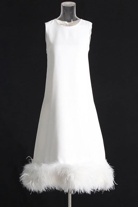 Sleeveless bandage hem stitching feather dress - Side View