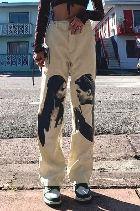Love portrait print casual straight pants - Side View