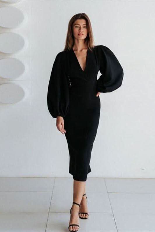 Long deep V-neck lantern sleeve hip dress - Side View