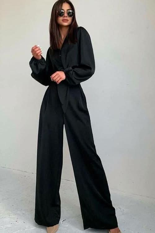 Two-piece casual suit V neck and high waist trousers - Side View