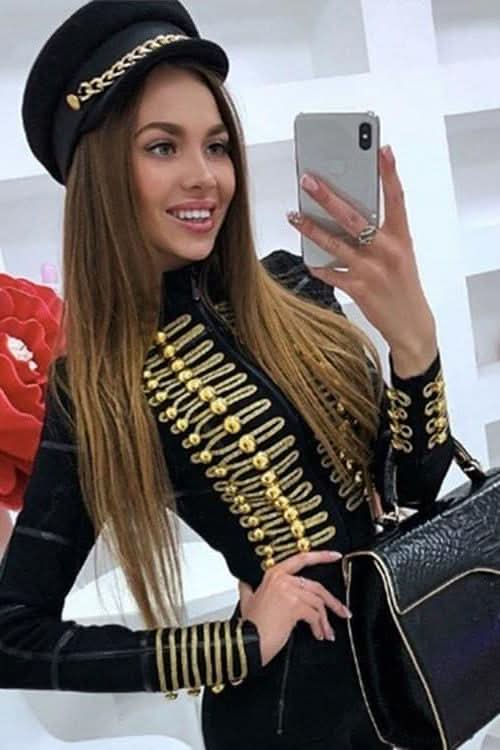Black buttoned style jacket - Detail