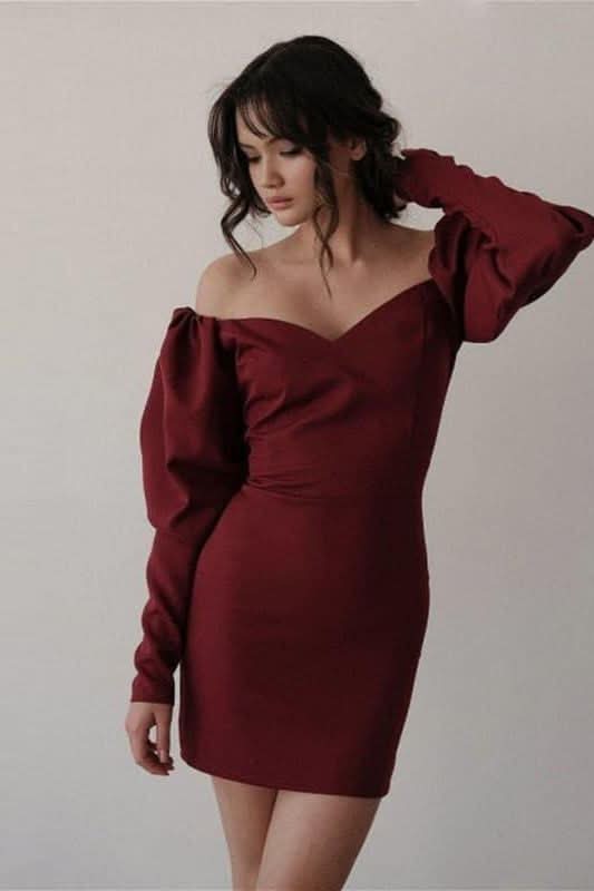 Puff sleeves red high-waisted dress - Side View