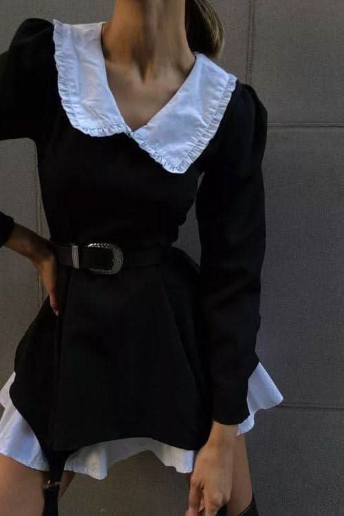 Doll-neck black dress - Side View