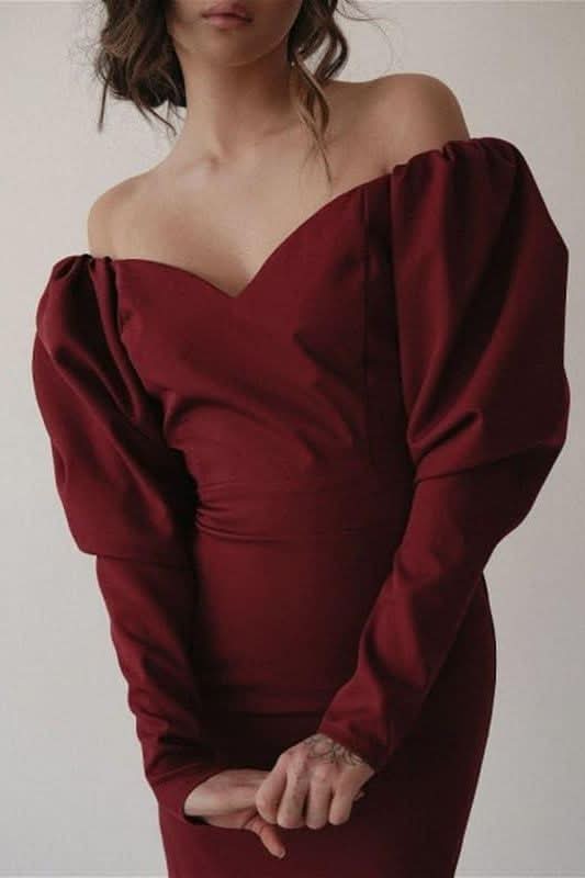 Puff sleeves red high-waisted dress - Detail