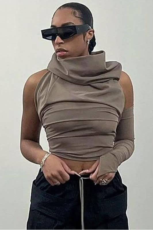 Cropped backless single-sleeve hooded slim top - Front View