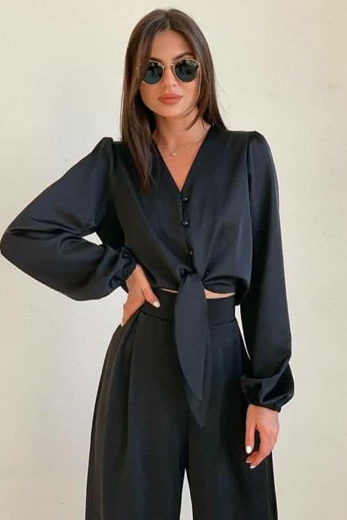 Two-piece casual suit V neck and high waist trousers - Front View