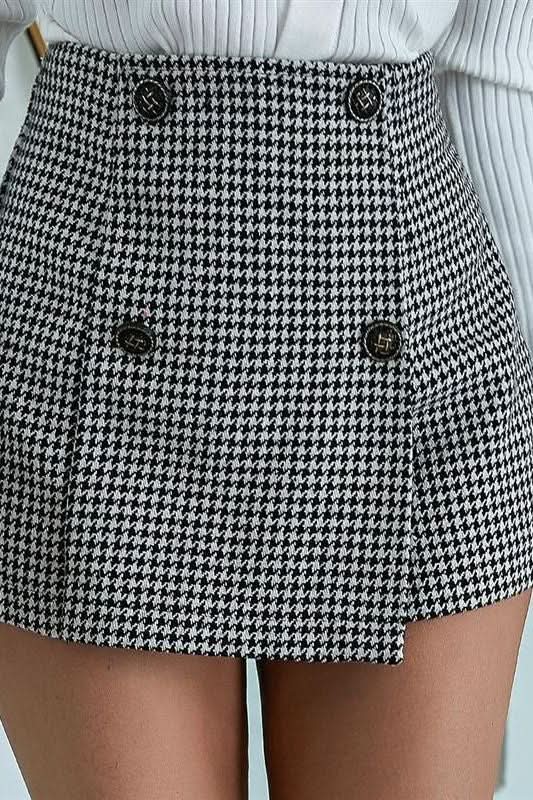 Classic houndstooth high waist A-line skirt.